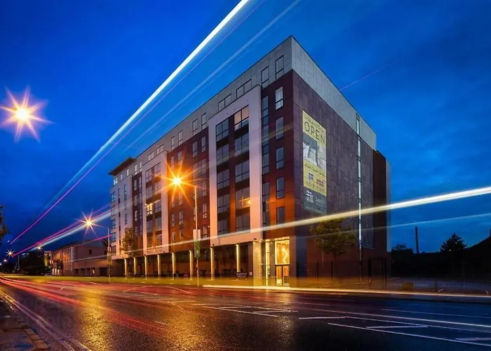 Belfast City Centre, Sleeps 6