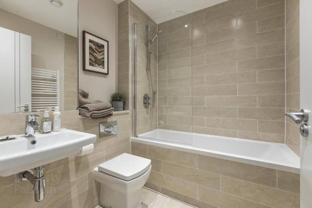 Apartment Centre, Sleeps 6 *